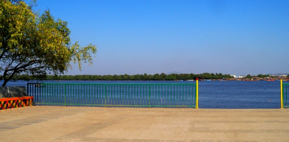 Kolshet Lake, Thane, Maharashtra - Vushii.com